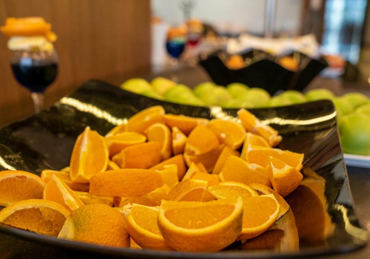 אלאניה Campus Hill Hotel מראה חיצוני תמונה