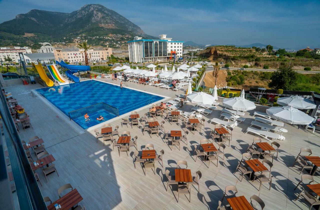 אלאניה Campus Hill Hotel מראה חיצוני תמונה